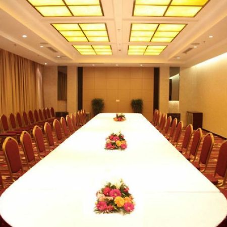 Junhan International Hotel Vejfang Kültér fotó